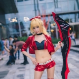 「尼禄cos」红saber 手持深红大剑