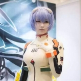 完成一次cos作品需要多少钱？cosplay没钱真是玩不动啊