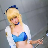 「saber赛车服cos」二公主身材超好，不自觉的安利了！