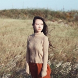 故事：不幸遭遇海难，荒岛求生时解救校花，她给了我一巴掌