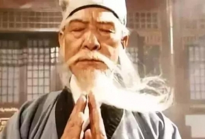 扫地神僧再现，这位保洁员为考研学子讲解6