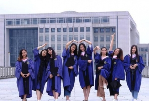 大学新生想考985大学研究生，应该怎么准备？985学姐告诉你