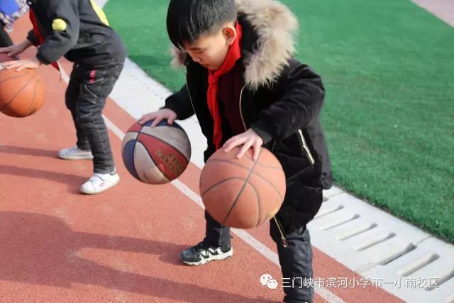 储备能量 飞向远方——滨河小学举行社团展示活动