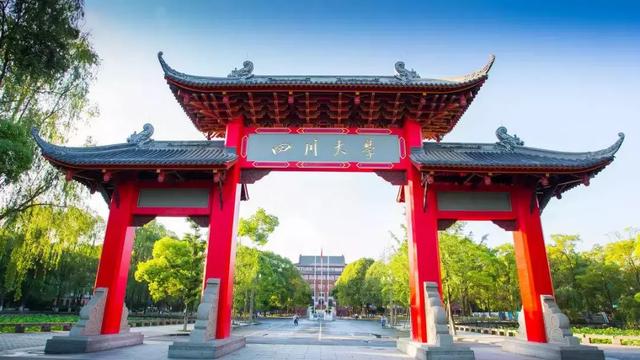 中国8大著名同城“双子星”大学：清华北大、复旦交大、华科武大……