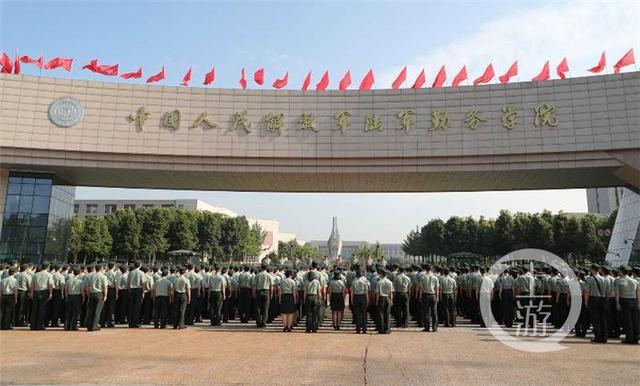 军改后面向普通高中招生的10所陆军军校，毕业就是“金饭碗”