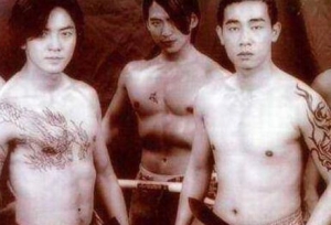 香港通缉犯，后逃到荷兰，用3年时间组建出