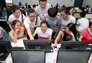 河南一考生高考志愿被同学恶意填报，两人曾