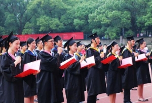 毕业生就业率排名前10的“双一流”高校！清