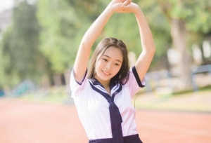 从学校毕业的大专生们，现在都在干什么？压力大不大？