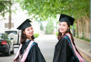 为什么现在有的大学生戾气很重，还觉得理所
