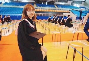 大学期间，最需要考取哪些证书啊？求学姐学哥指点！