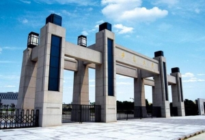 安徽大学现任领导，一把手是安徽庐江人