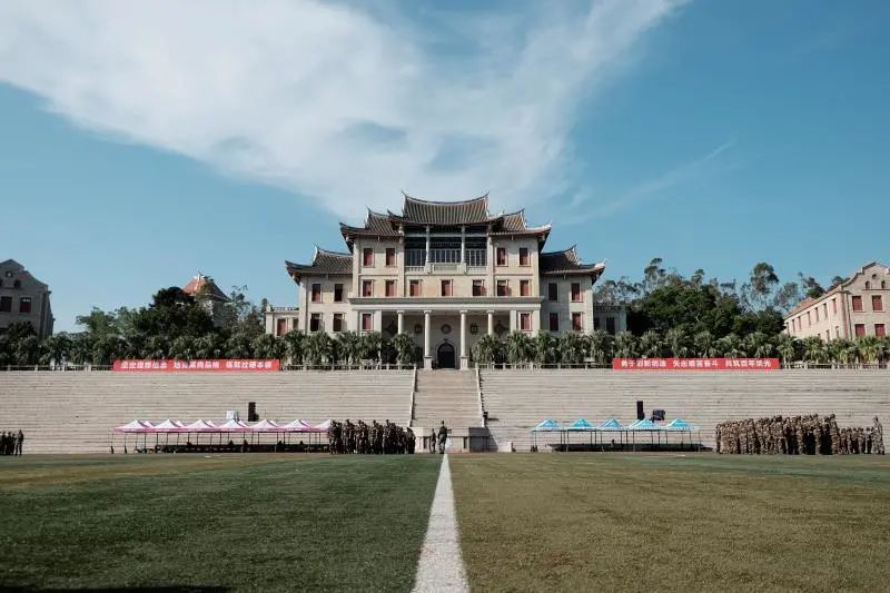 厦大新生：“我的大学，用最酷的姿势开场！”