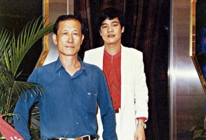 50年前他是“黑道战神”，军事化管理黑帮，陈惠敏是他晚辈