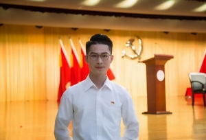 大学生入党很辛苦？辅导员：考编制的时候，才知道党员身份很幸福