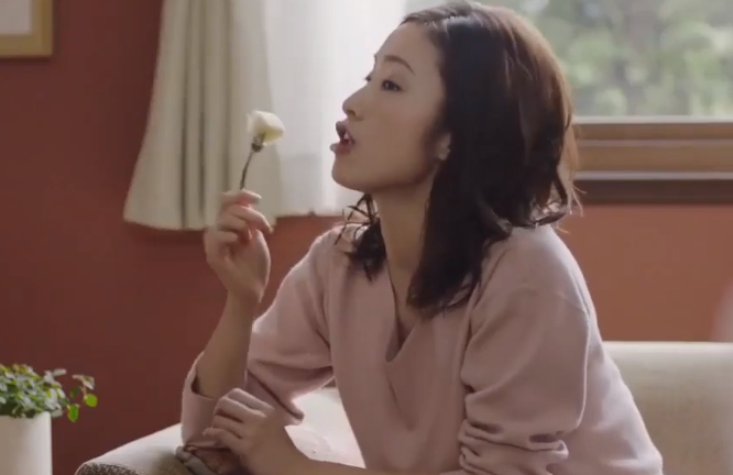 《哆啦A梦》真人版CM未来的胖虎小夫登场，胖虎连人种都变了