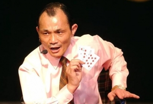 “草根赌王”尧建云：人争一口气，断足量山