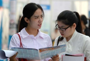 读研3年和上班3年差别大吗？过来人：收入差