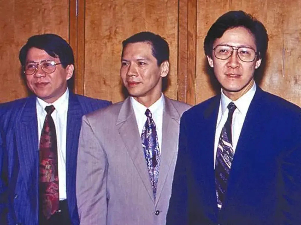 “二路元帅”江湖惹火记：帮向华强赚第一桶金，晚年学佛娶嫩妻