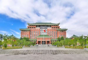 非211工程大学排名：深大和昆明理工并列第一