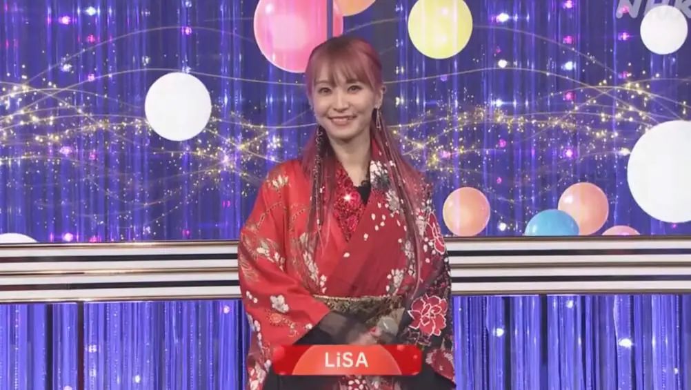 LiSA因为身心疲惫暂停活动，网友：希望他们俩赶紧离了