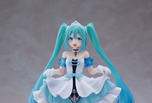 「初音未来」童话仙境·灰姑娘手办延期发售