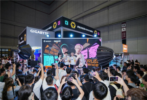 BW2025雕宅首日狂欢，技嘉AORUS梦想主场引爆电竞狂潮